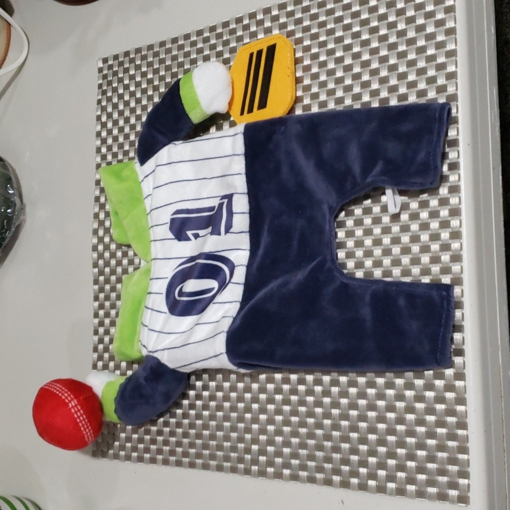 PET HALLOWEEN COSTUMES